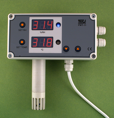 Humidity and temperature controller PWT-11
